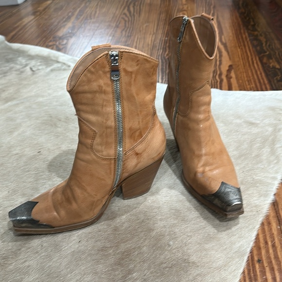 Free People Brayden Boot Sz 8 - Picture 4 of 4